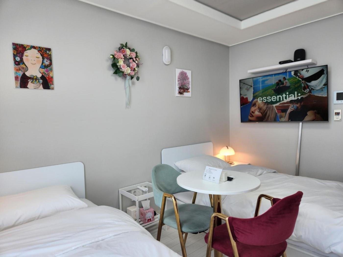 Daegu Star B&B Dsr Hotel Lily Exterior photo